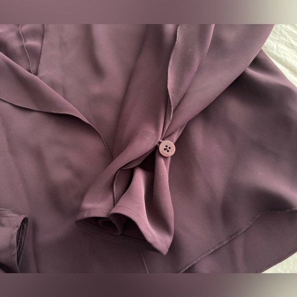 Babaton Blouse (Size XS) - Picture 2 of 5